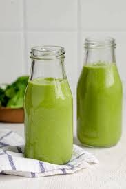 green smoothie vegan simple