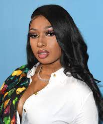 While she showed off her natural hair proudly, megan also hinted that she misses her wigs in the post. Megan Thee Stallion Shows Natural Hair In Quarantine