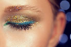 using glitter to make your makeup pop