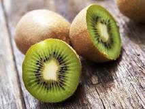 Why does my tongue feel weird after eating kiwi?