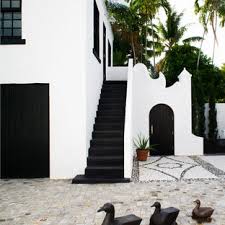 Browse our hoa color archive to find the approved colors for your home. White House Color Mediterranean Exterior Photos Houzz