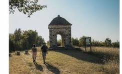 En images. Idée de randonnée : entre étang, plaine et sous ...