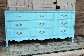 painting a french provincial dresser