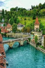 Esta página enumera el récord de uno contra uno de suiza vs eeuu, incluidas las mayores victorias y derrotas entre los dos equipos, y las estadísticas. Berna Suiza Instagrammable Places Places In Switzerland Travel Usa