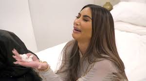 Kim kardashian is the star of the reality show 'keeping up with the kardashians' and businesswoman, creating brands such as kkw beauty, kkw fragrance and skims. Kim Kardashian Says She Feels Like A F Ing Loser In Kuwtk Final Season Trailer Youtube