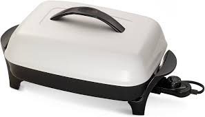 The zojirushi gourmet d'expert electric skillet has a large capacity and can be used for many types of foods. Amazon Com Presto 06850 16 Inch Electric Skillet Kitchen Dining