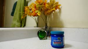 how vicks vaporub might help treat