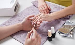 sacramento nail salons deals in and