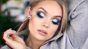 snow day slay navy blue makeup tutorial