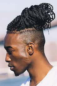 Style those kinky braids in a perfect natural afro that's bound to get some envious looks. The Selective Photo Gallery Of The Best Ideas For Man Bun Braids