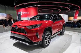 This was the first compact crossover suv. The Most Frustrating Issues Toyota Rav4 Drivers Deal With
