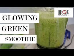 green smoothie with magic bullet