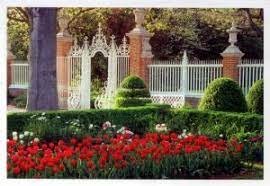 williamsburg garden tours