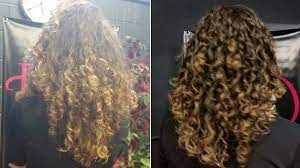 Create blonde highlights to obtain more texture and build some waves to achieve. Deva Cut Is Not The Only Haircut For Curly Hair Try Ri Ci Cut Naturallycurly Com