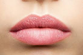 woman with world s biggest lips is