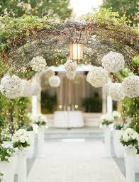 16 Beautiful Garden Wedding Decor Ideas