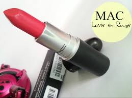 mac matte lipstick lavie en rouge