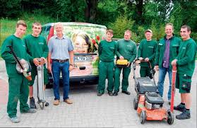 Zuverlässige firma rund um haus und garten,prompte erledigung von allem,was beim landschaftsbau benötigt wird. Schleswig Holstein Ausbildungsbetrieb 2014 Geehrt