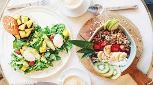 salad for breakfast benefits