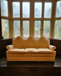 queen anne style sofa vinterior
