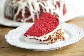 red velvet pound cake with cream cheese