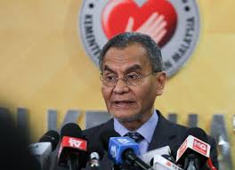 live #putrajaya daily press conference by health minister datuk seri dr dzulkefly ahmad on the latest developments around. Dzulkefly Here S How You Vaccinate The Country The Star