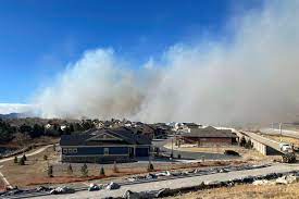 Denver suburbs evacuated by brush fire ...