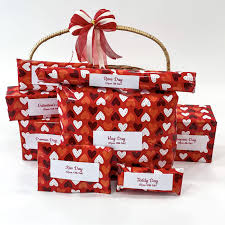 best valentine week gift basket