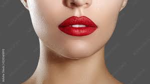 fashion red lip makeup bright lipstick