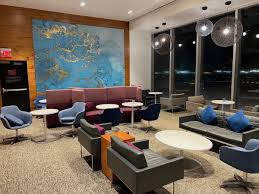 amex platinum airport lounge access