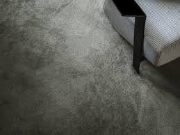 silk solid color carpeting by besana