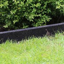 low cost rubber garden border edging on