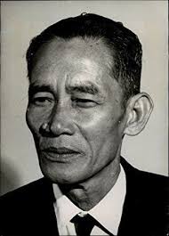 So.23rd of september, 1966, the governor summoned a meeting, passed a vote of no confidence towards stephen kalong ningkan and thereafter, he was dismissed from office the follo. The Four Other Times A State Of Emergency Was Declared In Malaysia News Rojak Daily