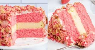 strawberry crunch cake eships and