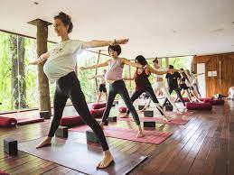 top 10 budget yoga retreats in hawaii