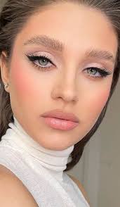 40 gorgeous soft glam makeup looks to