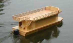 building a houseboat with no plans