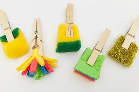 The length of the exposed bristles or filaments should be at least equal to the width of the brush. Diy Sponge Paint Brush Splodgy Fun Kids Crafts