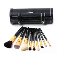9 mac makeup brushes with a luxurious