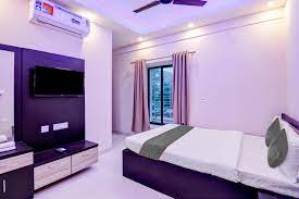townhouse hotels in kolkata for local