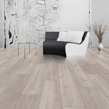 rockford oak vario8mm laminate flooring