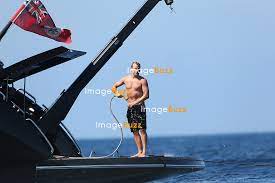 Born 17 october 1979), nicknamed the iceman, is a finnish racing driver currently driving in formula one for alfa romeo. Kimi Raikkonen And His Wife Jenni Dahlman On Holidays On Their Yacht In Corsica Imagebuzz