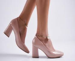 Розовите обувки са атрибут на женския гардероб, който може да направи всяко изображение романтично, изискано и женствено. ÙØ®ØªØµØ±Ø§ ÙØ¸ÙØ± ÙÙØ³ Rozovi Botushi Na Tok Dsvdedommel Com