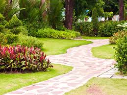 5 Great Garden Path Ideas Boldsky Com