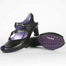 Tsubo Womens Boleyn Shoes In Black Pansy