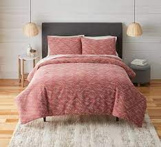 Red Woven Diamond Comforter Set