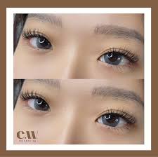 doll eye wet lash model beauty