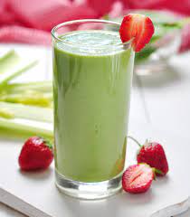 strawberry kale spinach smoothie pahl