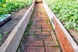 Use Bricks In Garden Design