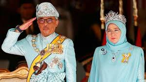 H tjong, k gong, l chen, f alber. Tribunwiki Jadi Raja Malaysia Ke 16 Ini Profil Sultan Abdullah Ternyata Fans Arsenal Tribun Timur